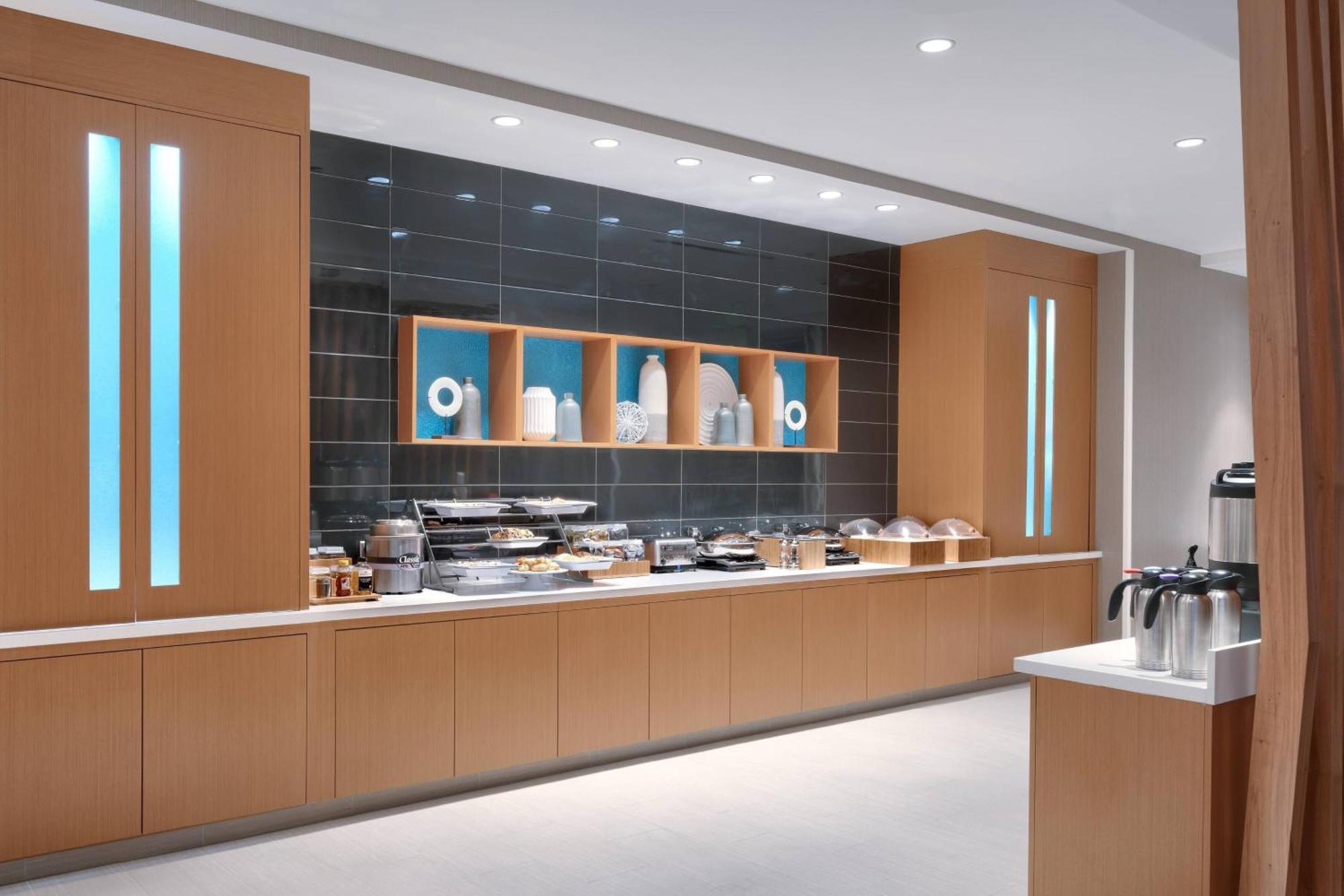 Springhill Suites By Marriott Salt Lake City Sugar House Exterior photo