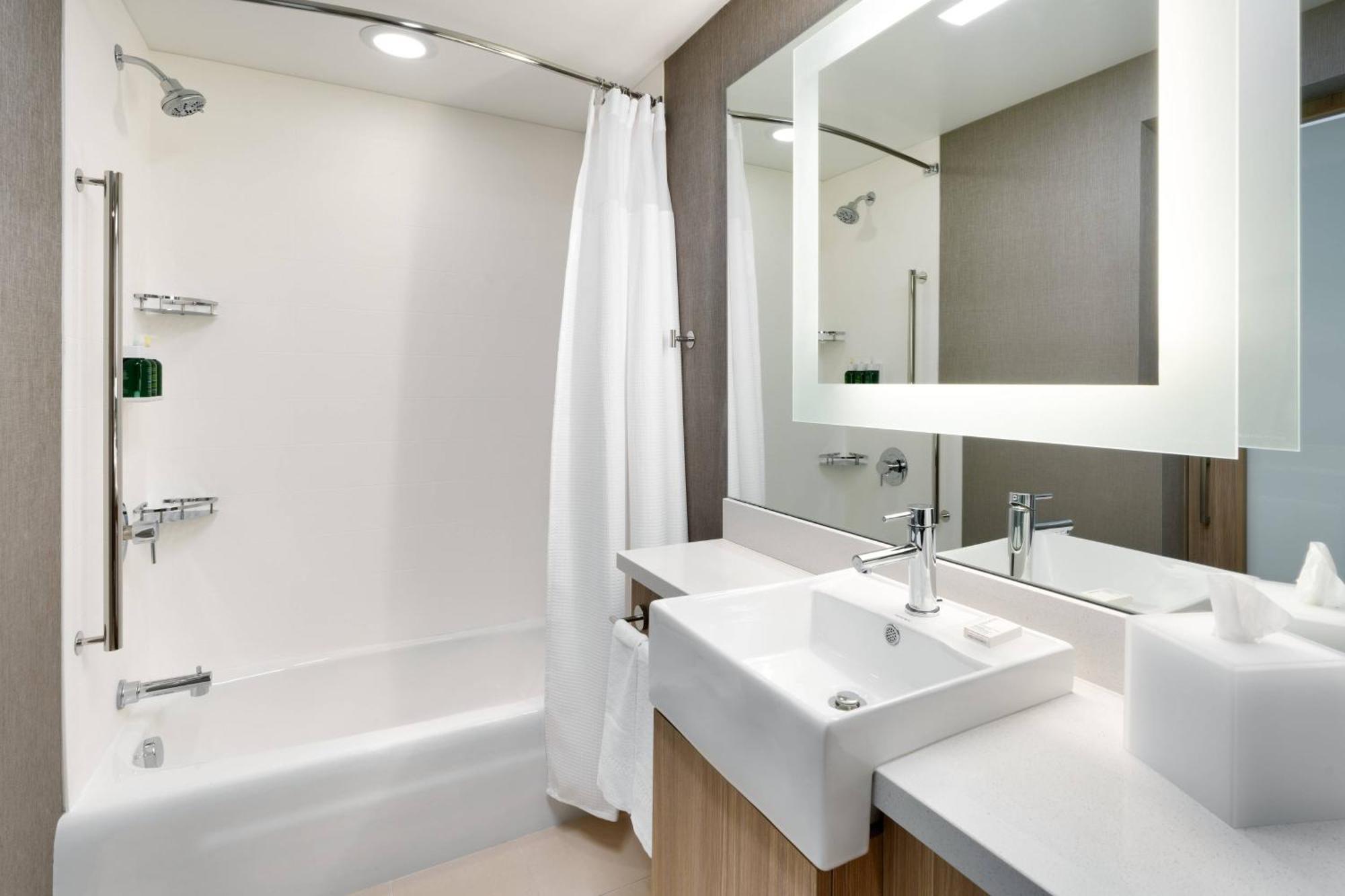 Springhill Suites By Marriott Salt Lake City Sugar House Exterior photo